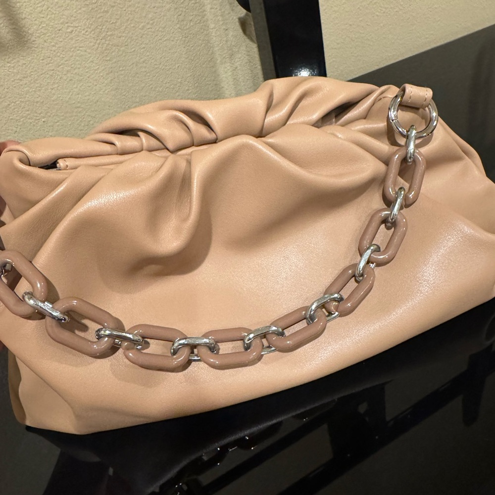 Chic Beige Chain Shoulder Bag